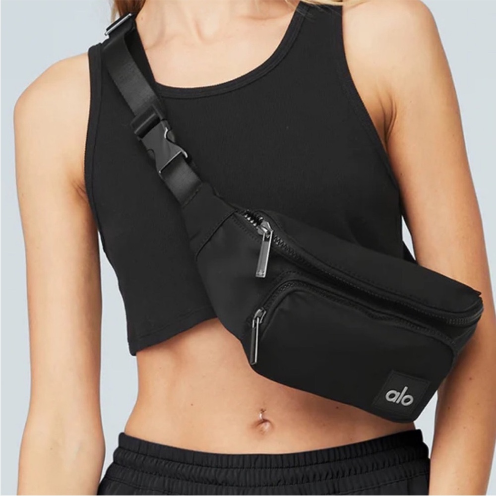 Alo Explorer Fanny Pack